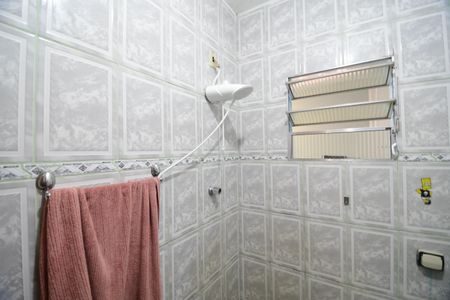 Casa à venda com 111m², 3 quartos e 4 vagasBanheiro Social