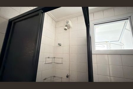 Apartamento à venda com 47m², 2 quartos e 1 vaga Apartamento à venda com 47m², 2 quartos e 1 vagaBanheiro