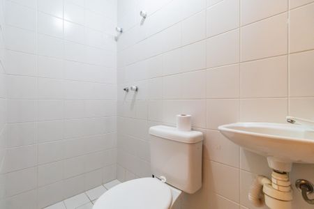 Apartamento para alugar com 139m², 3 quartos e 2 vagas Apartamento para alugar com 139m², 3 quartos e 2 vagasBanheiro de Serviço