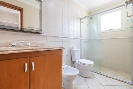 Apartamento para alugar com 139m², 3 quartos e 2 vagas Apartamento para alugar com 139m², 3 quartos e 2 vagasBanheiro da Suíte 3