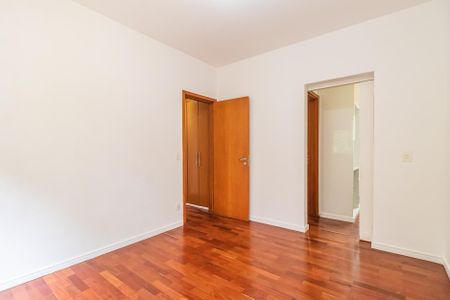 Apartamento para alugar com 139m², 3 quartos e 2 vagas Apartamento para alugar com 139m², 3 quartos e 2 vagasSuíte 3