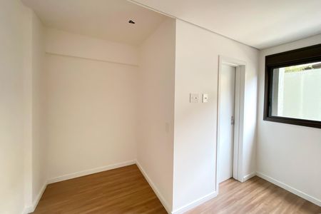Apartamento à venda com 72m², 2 quartos e 3 vagas Apartamento à venda com 72m², 2 quartos e 3 vagasSuíte