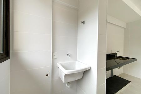 Apartamento à venda com 72m², 2 quartos e 3 vagas Apartamento à venda com 72m², 2 quartos e 3 vagasÁrea de Serviço