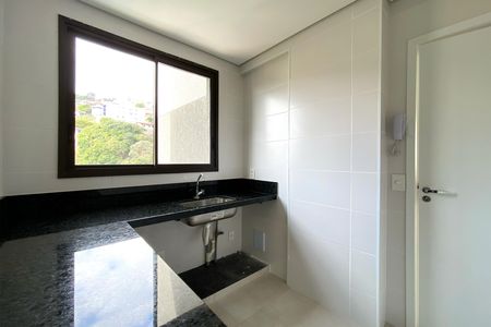 Apartamento à venda com 125m², 2 quartos e 3 vagas Apartamento à venda com 125m², 2 quartos e 3 vagasCozinha