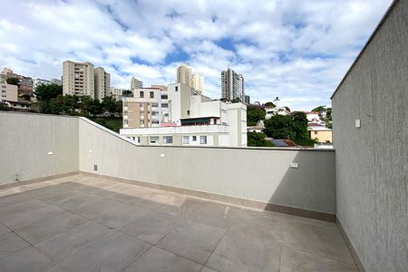 Apartamento à venda com 125m², 2 quartos e 3 vagas Apartamento à venda com 125m², 2 quartos e 3 vagasCobertura