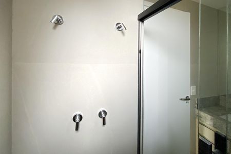 Apartamento à venda com 125m², 2 quartos e 3 vagas Apartamento à venda com 125m², 2 quartos e 3 vagasBanheiro