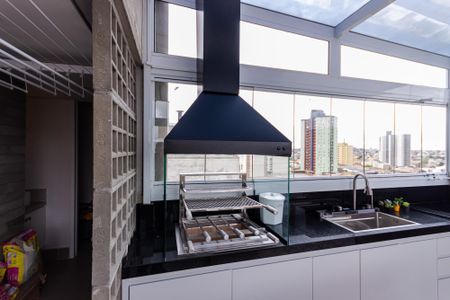 Apartamento à venda com 183m², 3 quartos e 3 vagas Apartamento à venda com 183m², 3 quartos e 3 vagasCobertura