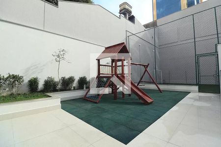Apartamento à venda com 183m², 3 quartos e 3 vagas Apartamento à venda com 183m², 3 quartos e 3 vagasÁrea comum - Playground