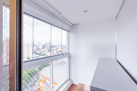 Apartamento à venda com 183m², 3 quartos e 3 vagas Apartamento à venda com 183m², 3 quartos e 3 vagasVaranda da Suíte 1
