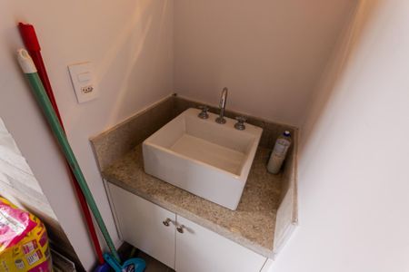 Apartamento à venda com 183m², 3 quartos e 3 vagas Apartamento à venda com 183m², 3 quartos e 3 vagasCobertura