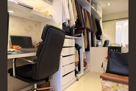 Apartamento à venda com 2 quartos, 96m² em Jardim Vazani, São Paulo
