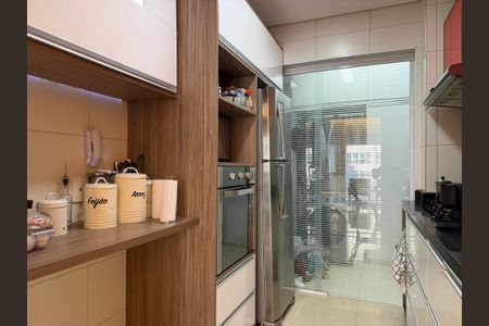 Apartamento à venda com 2 quartos, 96m² em Jardim Vazani, São Paulo
