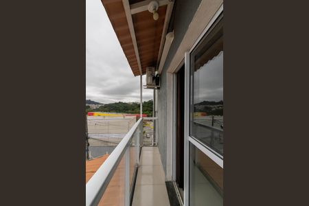 Studio para alugar com 25m², 0 quarto e sem vaga Studio para alugar com 25m², 0 quarto e sem vagaSacada