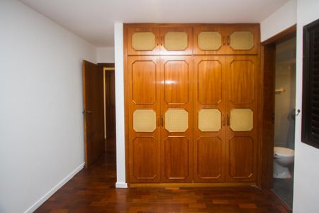 Apartamento para alugar com 163m², 4 quartos e 3 vagas Apartamento para alugar com 163m², 4 quartos e 3 vagasQuarto 4