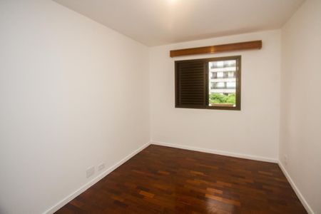 Apartamento para alugar com 163m², 4 quartos e 3 vagas Apartamento para alugar com 163m², 4 quartos e 3 vagasQuarto 2