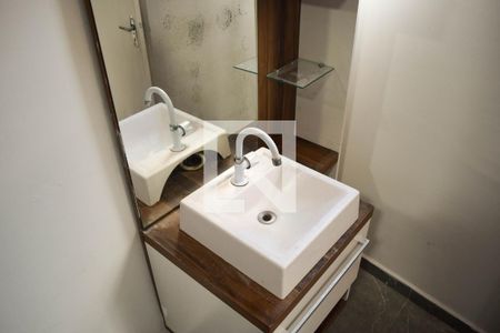 Casa para alugar com 80m², 2 quartos e sem vaga