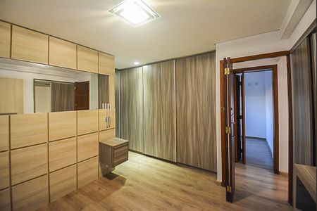 Apartamento para alugar com 107m², 2 quartos e 2 vagas Apartamento para alugar com 107m², 2 quartos e 2 vagasSuíte