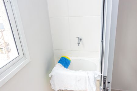 Apartamento à venda com 34m², 2 quartos e sem vaga Apartamento à venda com 34m², 2 quartos e sem vagaCozinha e Área de Serviço