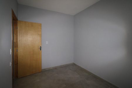 Casa para alugar com 200m², 2 quartos e 2 vagasQuarto 2