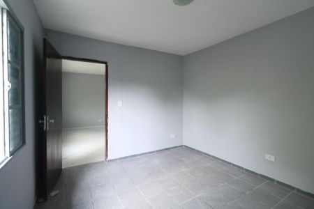 Casa para alugar com 200m², 2 quartos e 2 vagasQuarto 1