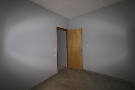 Casa para alugar com 200m², 2 quartos e 2 vagasQuarto 2