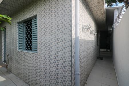 Casa para alugar com 200m², 2 quartos e 2 vagasQuintal