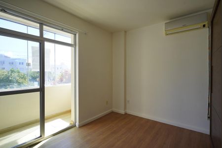 Quarto de apartamento para alugar com 1 quarto, 69m² em Abraão, Florianópolis