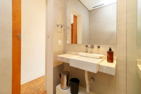 Casa para alugar com 120m², 3 quartos e 1 vaga Casa para alugar com 120m², 3 quartos e 1 vagaBanheiro