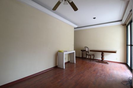 Sala de apartamento à venda com 2 quartos, 60m² em Vila Uberabinha, São Paulo