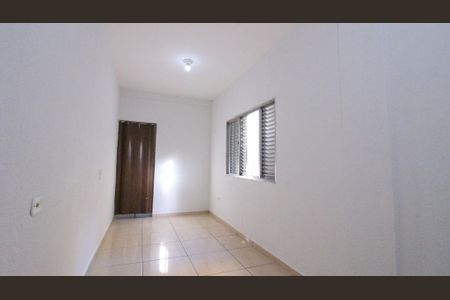 Quarto de casa para alugar com 1 quarto, 125m² em Vila California, São Paulo