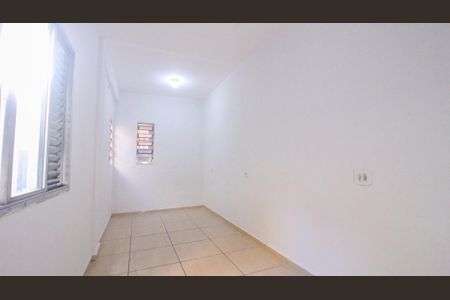 Quarto de casa para alugar com 1 quarto, 125m² em Vila California, São Paulo