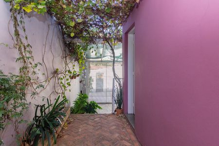 Casa para alugar com 82m², 2 quartos e 2 vagas Casa para alugar com 82m², 2 quartos e 2 vagasCorredor Externo