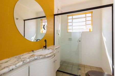Casa para alugar com 82m², 2 quartos e 2 vagas Casa para alugar com 82m², 2 quartos e 2 vagasBanheiro