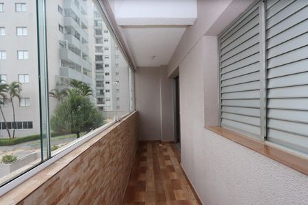 Apartamento à venda com 70m², 3 quartos e 1 vagaSacada
