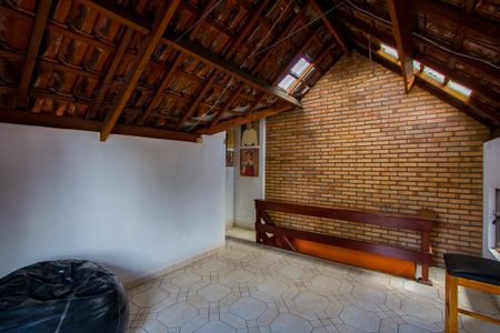 Casa à venda com 157m², 3 quartos e 3 vagasSótão