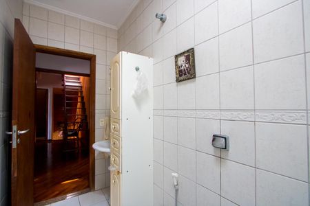 Casa à venda com 157m², 3 quartos e 3 vagasBanheiro