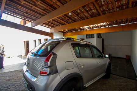 Casa à venda com 157m², 3 quartos e 3 vagasGaragem