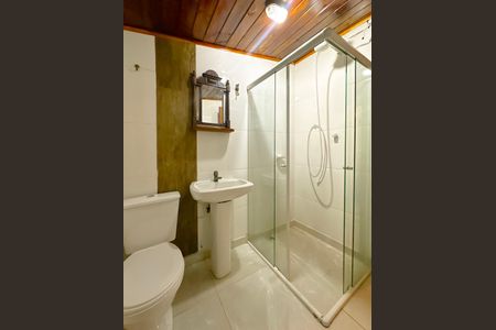 Casa para alugar com 130m², 1 quarto e 3 vagasBanheiro Social