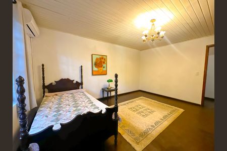 Casa para alugar com 130m², 1 quarto e 3 vagasSuíte