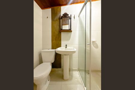 Casa para alugar com 130m², 1 quarto e 3 vagasBanheiro Social