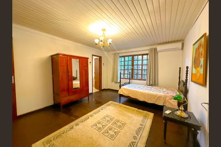 Casa para alugar com 130m², 1 quarto e 3 vagasSuíte