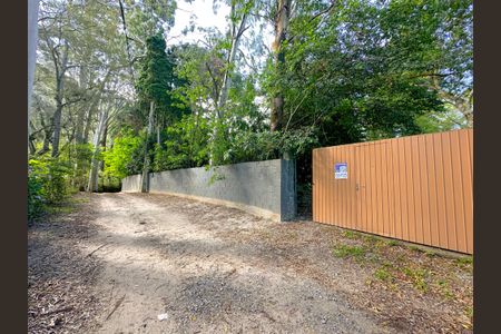 Casa para alugar com 130m², 1 quarto e 3 vagasFachada