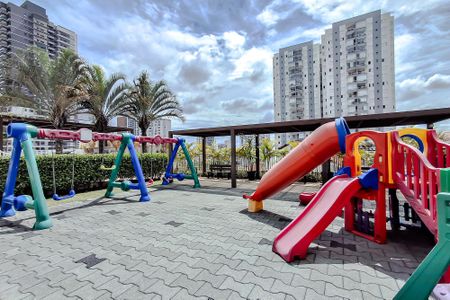 Apartamento à venda com 136m², 3 quartos e 2 vagasÁrea comum - Playground