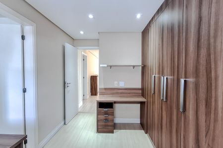 Apartamento à venda com 136m², 3 quartos e 2 vagasSuíte 2