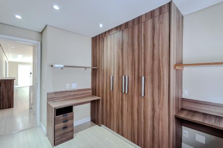 Apartamento à venda com 136m², 3 quartos e 2 vagasSuíte 2