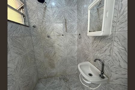 Banheiro de kitnet/studio para alugar com 1 quarto, 15m² em Engenho de Dentro, Rio de Janeiro