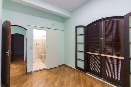 Casa para alugar com 180m², 2 quartos e 4 vagasSuíte 1