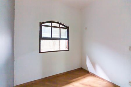 Casa para alugar com 180m², 2 quartos e 4 vagasQuarto 