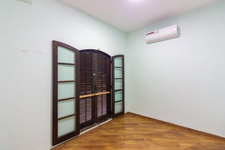 Suíte 1 de casa para alugar com 2 quartos, 180m² em Presidente Altino, Osasco