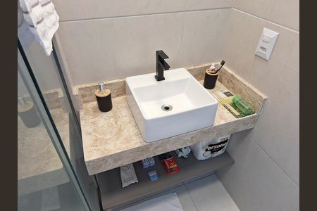Banheiro de kitnet/studio à venda com 1 quarto, 25m² em Jardim São Paulo(zona Norte), São Paulo